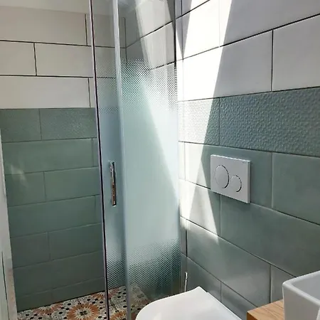 Le Refuge Apartment *